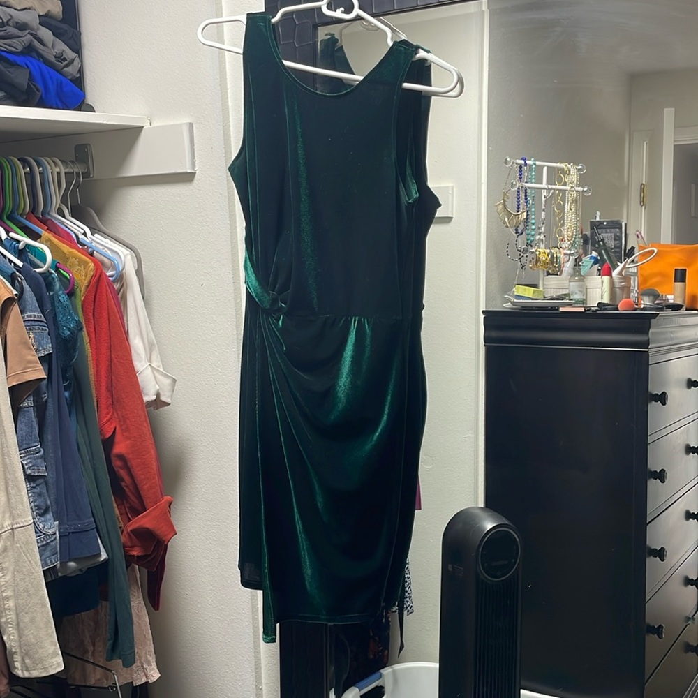 Bloomingdale's AQUA Velvet Asymmetric Twist Front Dress Green Medium